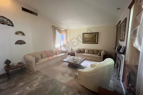 Casa En Chapultepec: 1 Piso, Confort Y Amplitud.