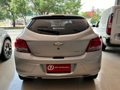 Chevrolet Onix 1.0 MPFI LT 8V FLEX 4P MANUAL