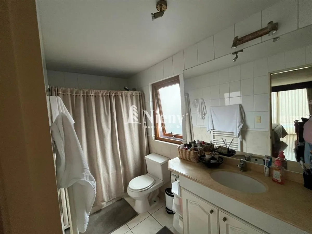 Imagen 5 de 21 de Casa En Venta De 4 Dorm. En Peñalolén Santiago