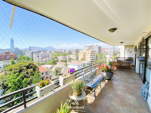 Oportunidad!! Inmejorable Ubicación Venta 4d-4b, Providencia