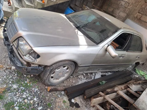 Mercedes Benz C230 Compreso Por Partes, Factura Original