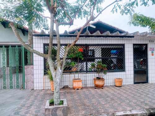 Casa Isolada Com 4 Quartos, Sendo 2 Suites- 250m² - Lado Praia Com Edícula - Confortom Elegancia |
