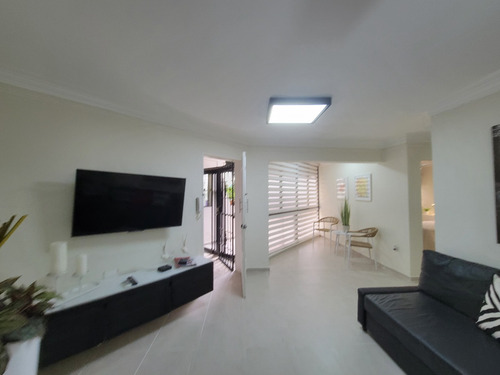 Foxpiantini.com - A328 | Apartamento En Alquiler En Piantini | Exclusividad Y Confort Moderno