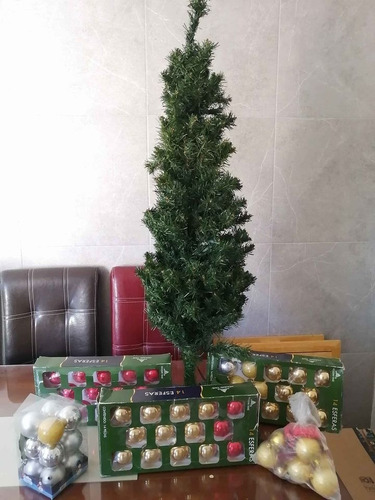 Árbol De Navidad Con Luz Integrada Leds Y Esferas Sueltas (Usado)