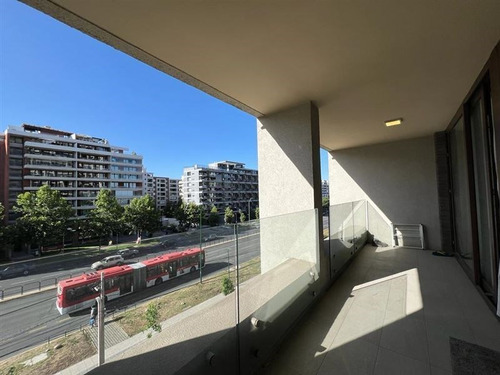 Departamento En Arriendo De 1 Dorm. En Lo Barnechea