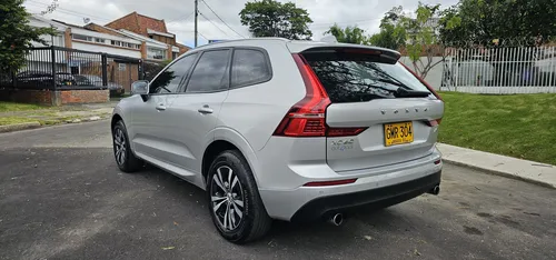 Volvo XC60 2.0 T5 Awd Momentum
