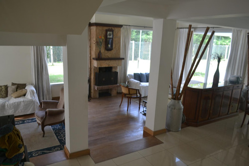 Casa En Venta En Barrio Santa Ana, Moreno