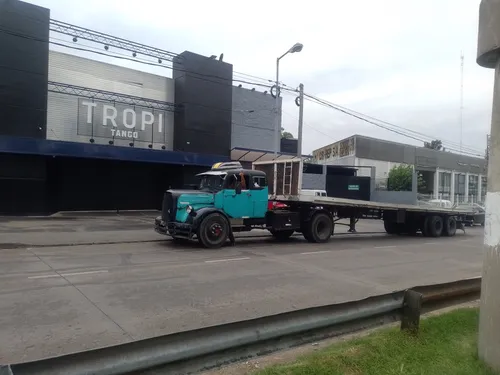 Mercedes Benz 1114
