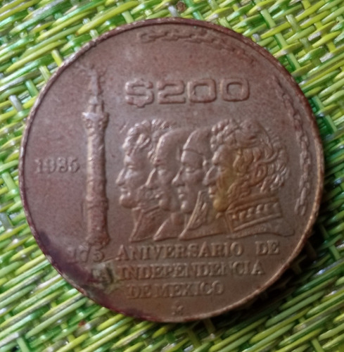 Moneda 1986 Aniv. Indep. Con Rastros De Óxido. 