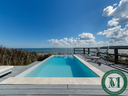 Imagem 4 de 30 de Maravilhosa Casa Com Vista Para A Praia Mansa. - Ca00395 - 70222101