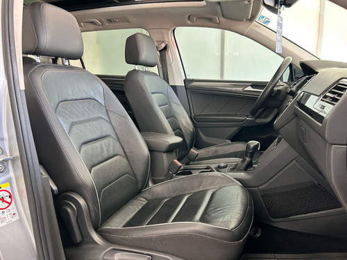 Volkswagen Tiguan 2.0 Highline At