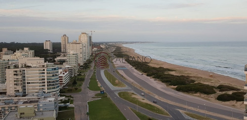 Penthouse En Playa Brava-ref:2397