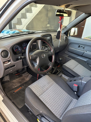 Nissan NP300 2.5 Cabina Doble 133cv 4x2