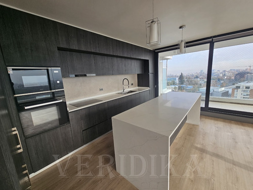 Arriendo Depto. 3d, 3b, 2 E Y 1 Bod, 162m2 Alto Las Condes.