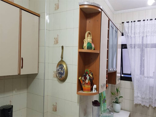 Imagem 28 de 30 de Apartamento A Venda Com 2 Dormitorios , 1 Suite, 2 Banheiros , Dependencia De Empregada , Vaga De Garagem. Predio Com Elevador E Salao De Festas. - Hm3372