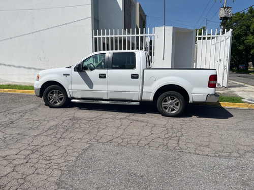 Ford Lobo 5.4 Lariat Cabina Doble 4x2 Mt