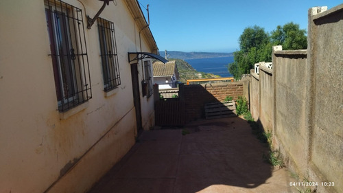 Casa En Venta En 1 Sector De Playa Ancha, Excelente Ubicacio