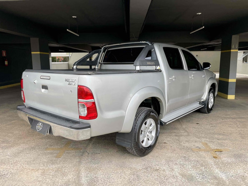 Toyota Hilux 2.7 SRV 4X4 CD 16V FLEX 4P AUTOMÁTICO