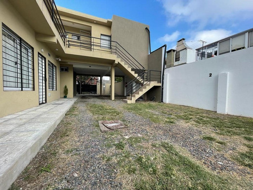 Imagen 6 de 18 de En Venta Departamento 2 Ambientes En Planta Alta Con Cochera
