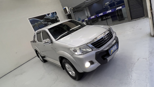 Toyota Hilux 2.7 SR 4X2 CD 16V FLEX 4P AUTOMÁTICO