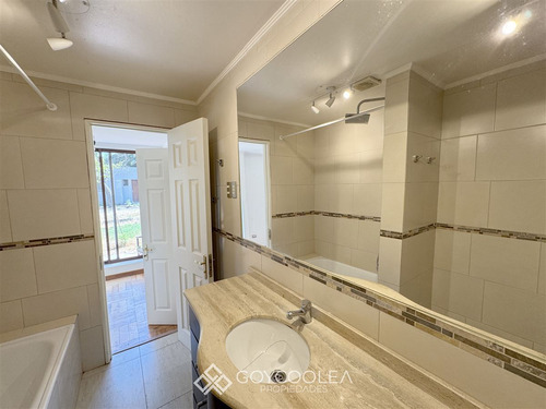 Casa En Venta En Las Condes