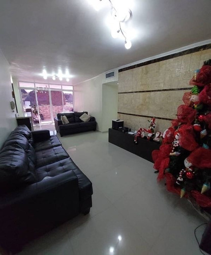 Imagen 3 de 17 de En Venta Apartamento Costa Guaica Ve03-0489