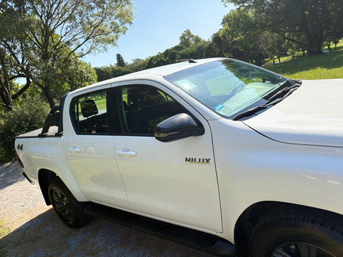 Toyota Hilux Pick-Up 2.8 Cd Sr 204Cv 4X4