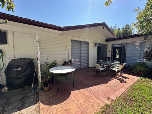 Casa Con Gran Potencial Para Remodelar/lo Beltrán