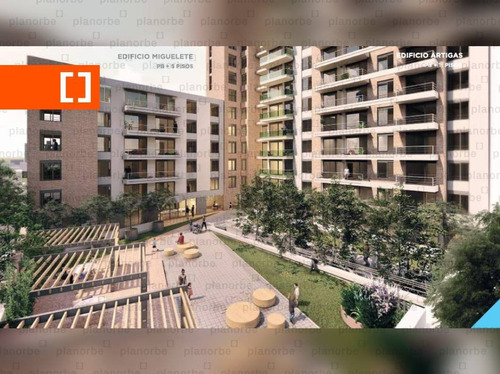 Venta De Apartamento Obra Construcción 1 Dormitorio En Tres Cruces, Gala Pop Br. Artigas Unidad 901