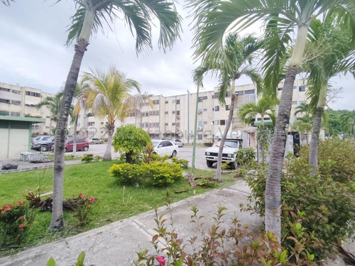 Imagen 4 de 30 de R.c +++ Apartamento En Venta En La Arboleda Barquisimeto Lara +++código 23-5137 Rafael Carrasquel Vende Contáctame 0424.593.75.42 Instagram: @rentahouse.centrooccidente ++