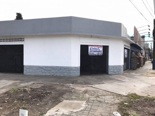 Imagen 3 de 13 de Local En Esquina Morón Norte