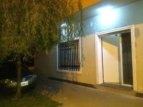 Imagen 2 de 11 de Ph En Venta - 2 Dormitorios 1 Baño 73mts2 - Tablada, La Matanza