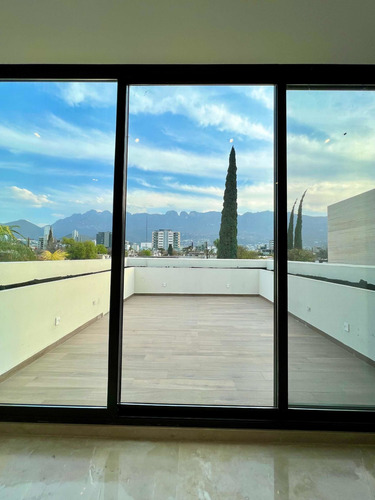 Imagen 26 de 30 de Casa En Fuentes Del Valle En Venta