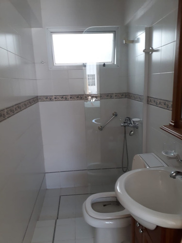 Imagen 10 de 18 de Casa En Alquiler En Centro De Reconquista