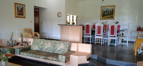 Imagem 6 de 16 de Chácara 15.000m2, Casa Sede Com 4 Dormitórios, 2 Suítes, Área Gourmet Com Churrasqueira, Casa De Caseiro, Lago, 2 Piscinas, Campo De Futebol, Quadra - Ch00291 - 71050509