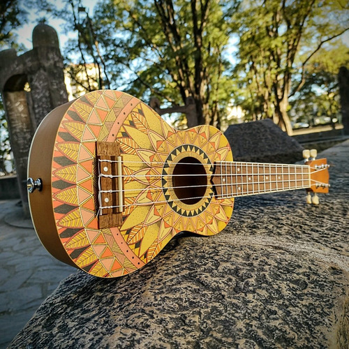 Imagen 7 de 8 de Ukelele Bamboo Soprano Summer C/funda Incluida