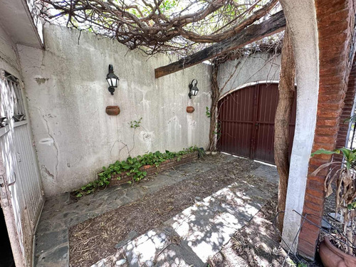 Casa Lote Propio 3 Ambientes - Caseros Norte