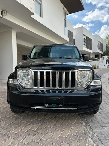 Jeep Liberty Limited Base Piel 4x2 At