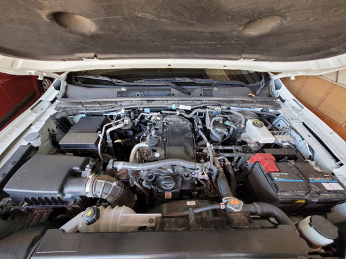 Nissan Frontier 2.3 S Cd 4x2 Mt