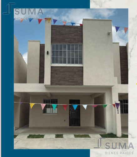 Casa En Venta En Fracc. Vista Laguna, Altamira Tamaulipas. 