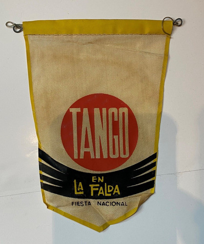 Banderín Tango En La Falda, B2