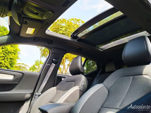 Volvo Xc40 Momentum