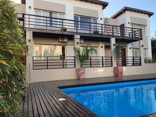 Imagen 2 de 15 de Complejo En Venta - Colonia Marina - Villa Gesell
