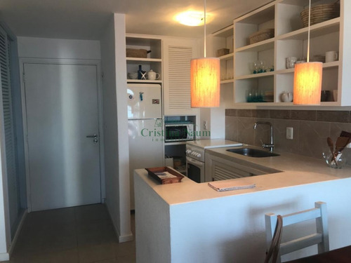 Apartamento En Península 1 Dormitorio Con Balcón- Ref: 37781