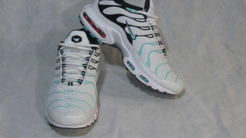 Nike Tn Blanca Verde Y Negro// 42 Arg 27,5cm