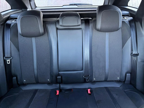 Peugeot 3008 1.6 GT PURETECH 4X2 180 EAT8 5P