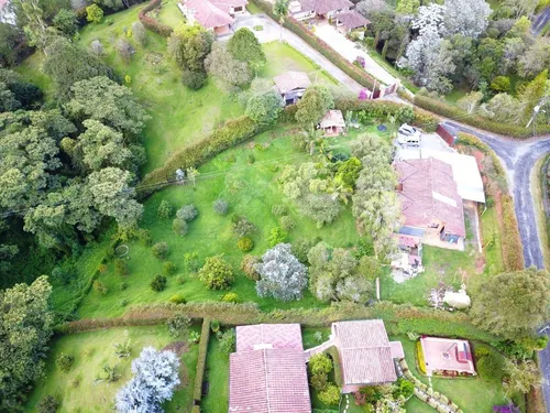 Finca En Venta En Loma Del Escobero. Cod V12621