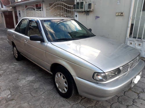 Imagen 2 de 8 de Nisan Sentra Automóvil