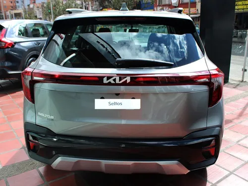 Kia Seltos 2.0 Zenith 4X2