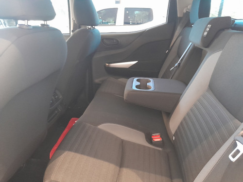 Nissan Frontier 2.3 S Cd 4x4 Mt